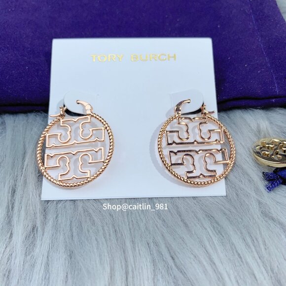 Tory Burch Miller Wire Rope Hoop in Rose Gold Earrings (Brand New) - Picture 3 of 5